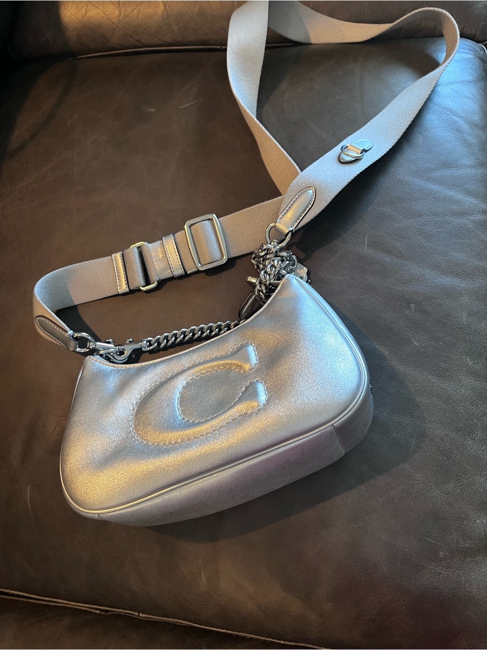 Coach Metallic Silver Mini Shoulder Bag with Chain Strap - Picture 4 of 6